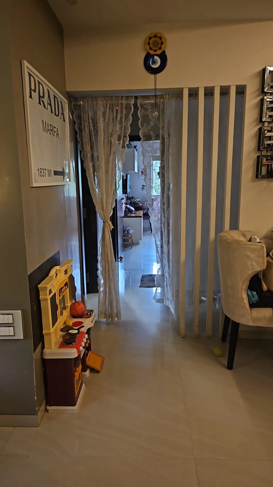 2 BHK Flat for Sale in romeil diva , Malad West